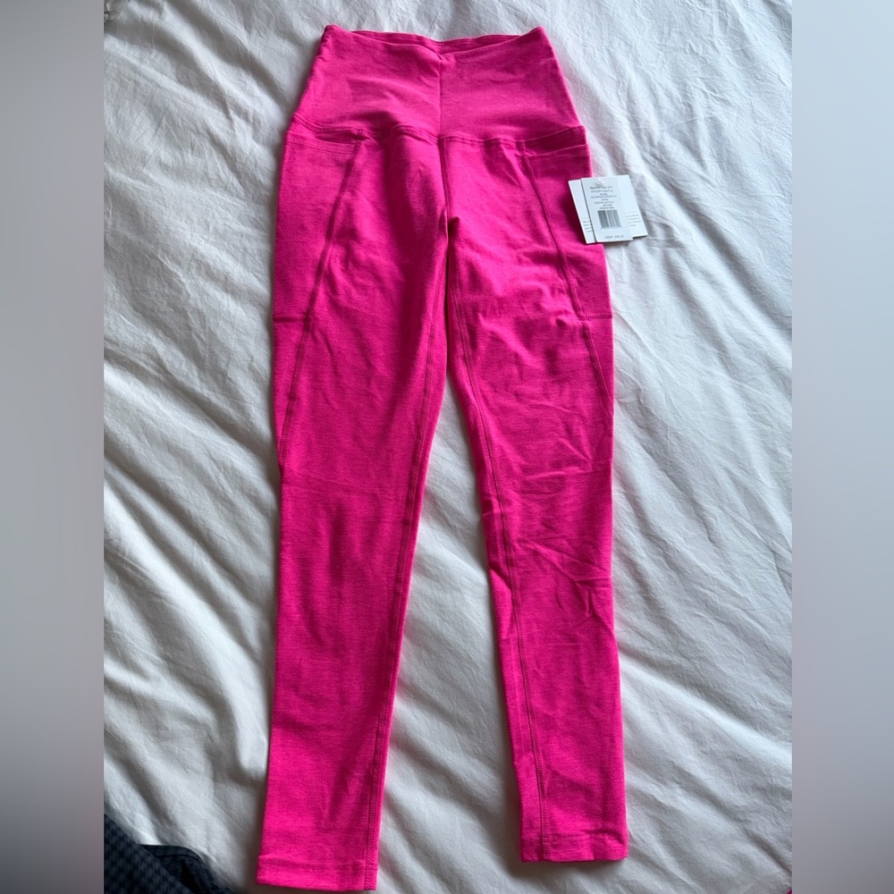 Beyond Yoga pink leggings XS space dye caught in the middle with pockets
